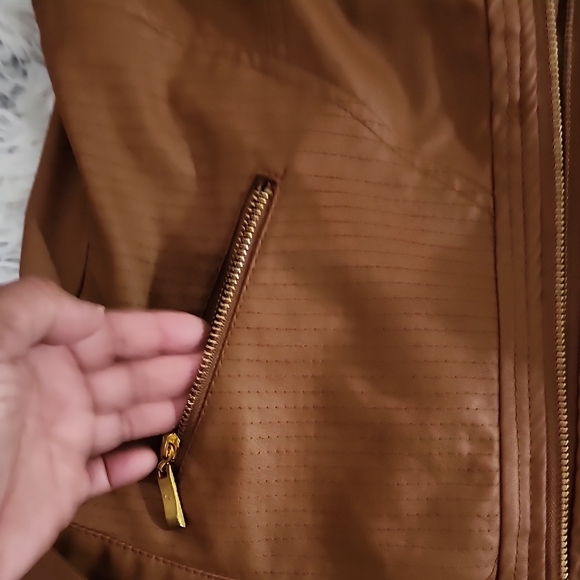 New Look Brown Leather Jacket - Picture 3 of 10